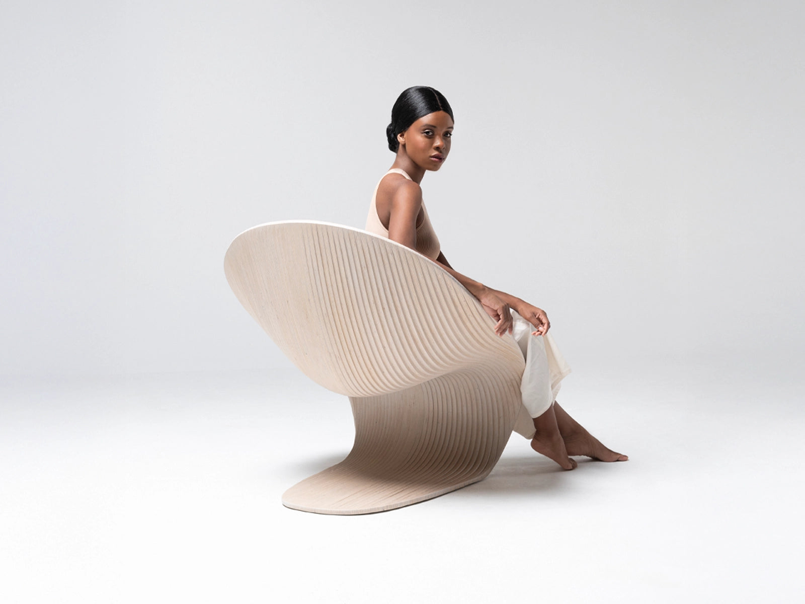 Palm rest chair