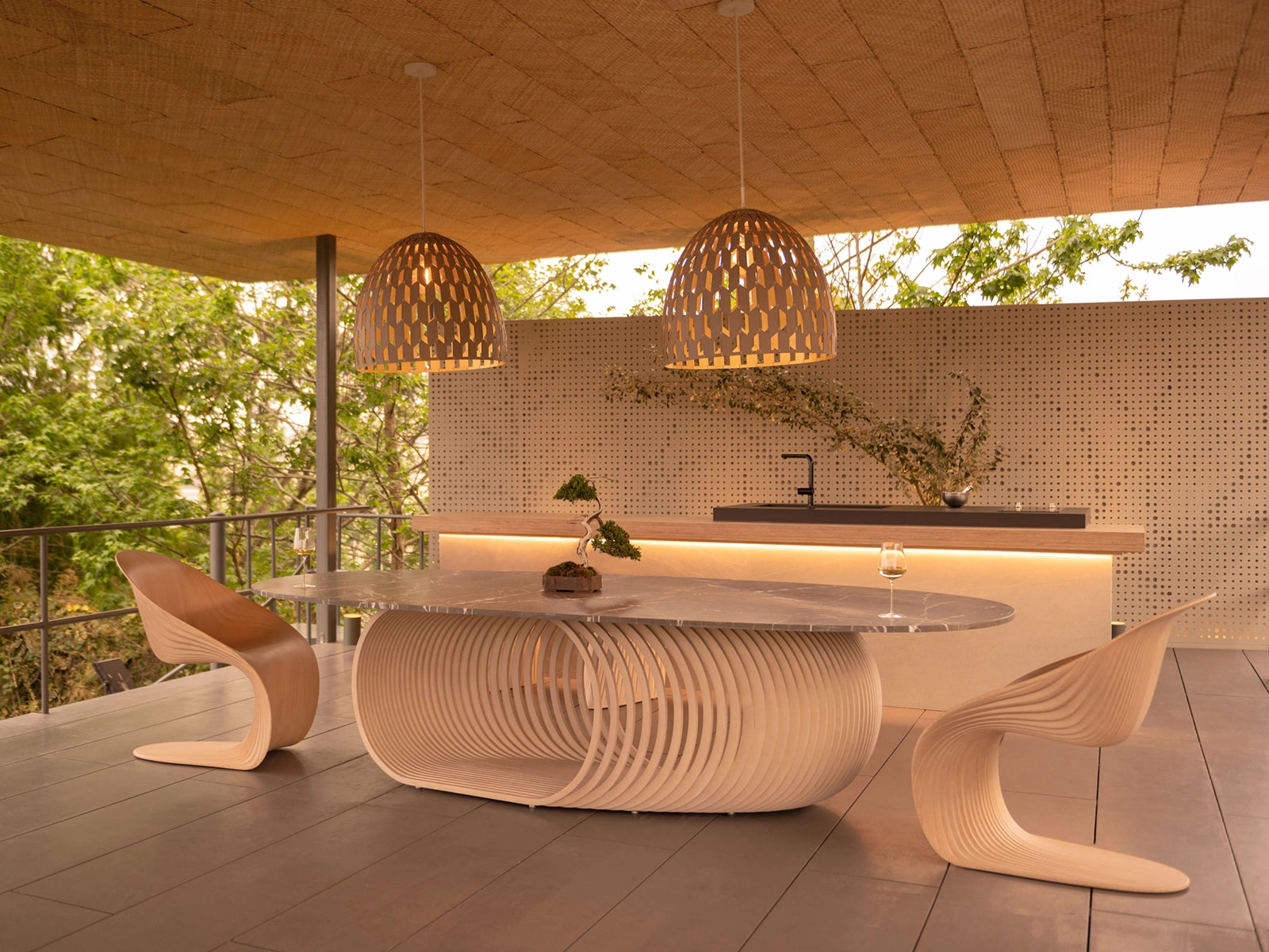 Palm dining chair