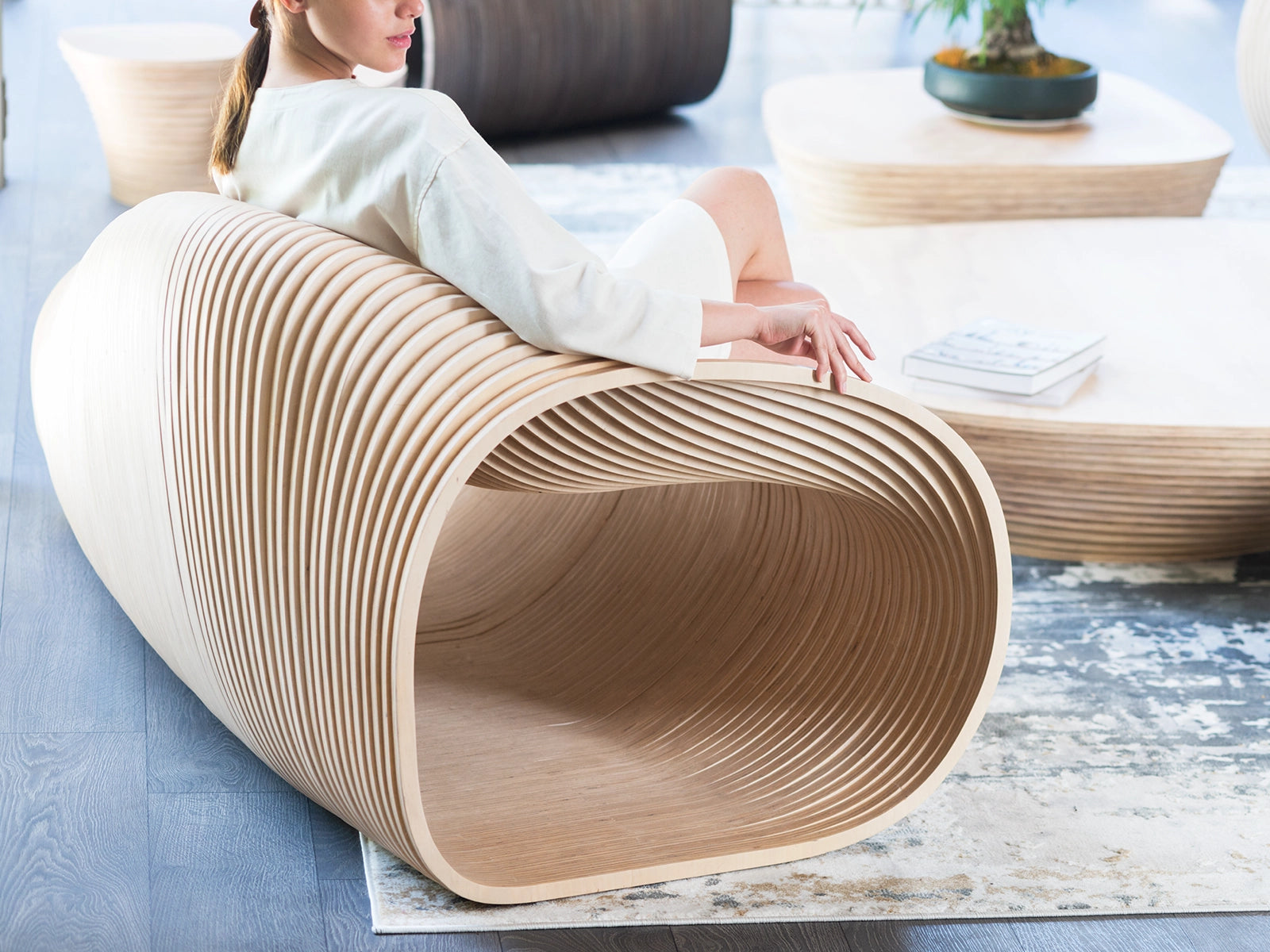 Soave chaise