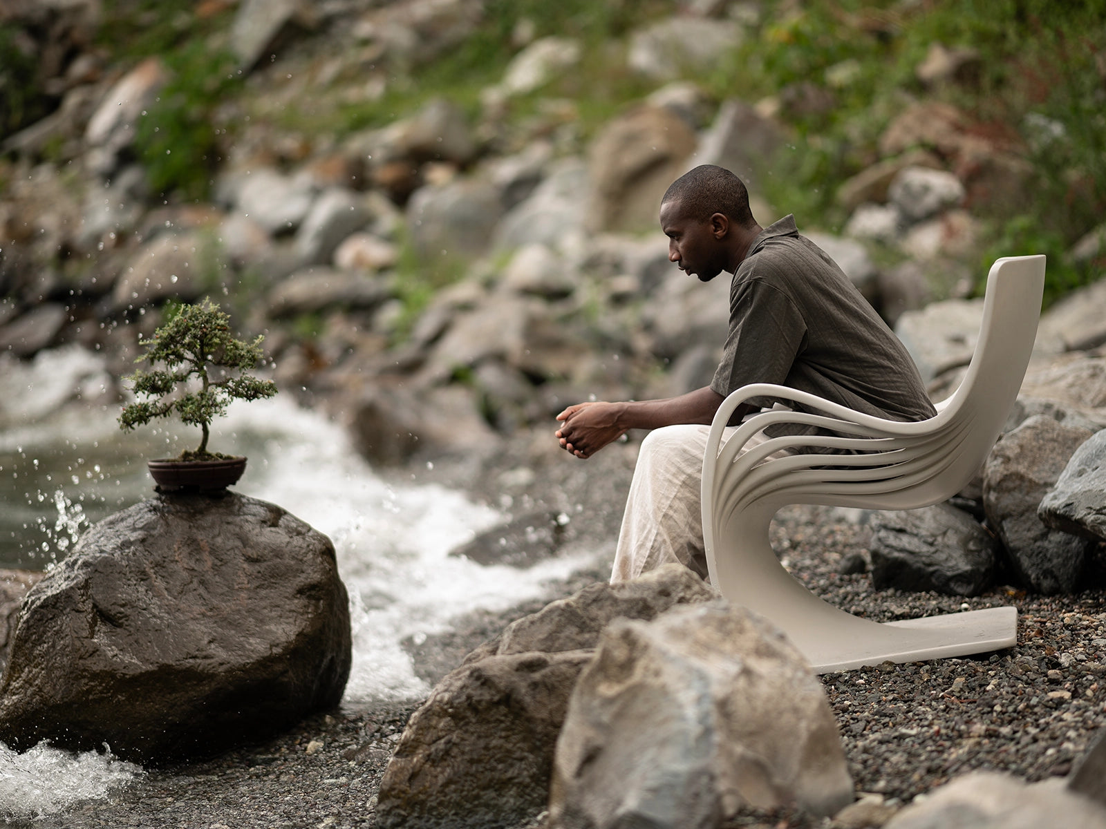Pipo fiber rest chair