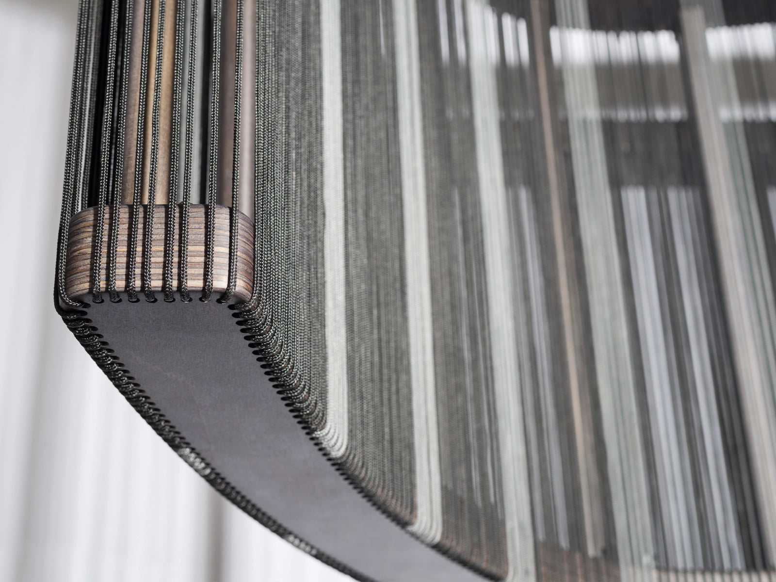 Pipo cord rest chair