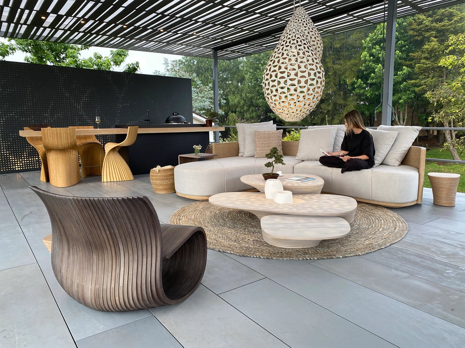Riddle rest chair