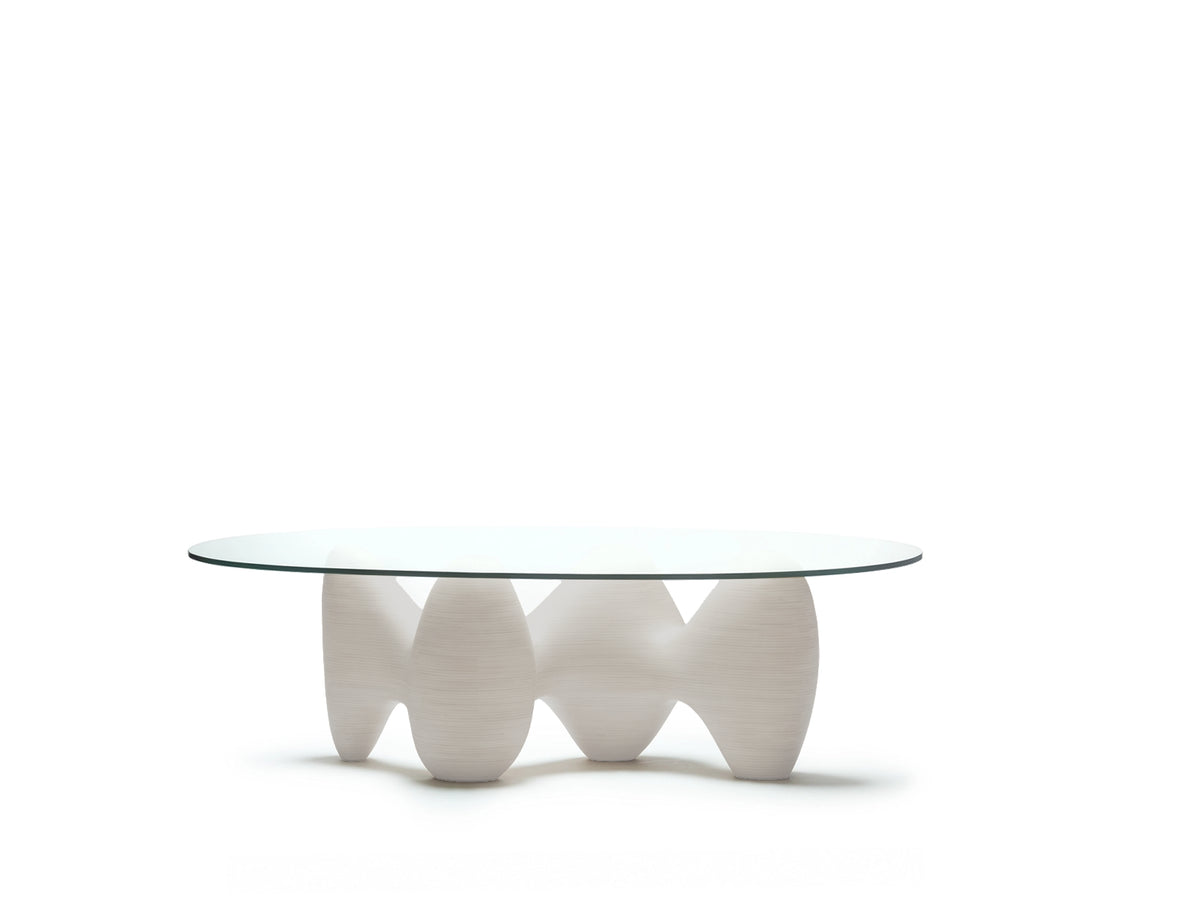 Lena dining table medium