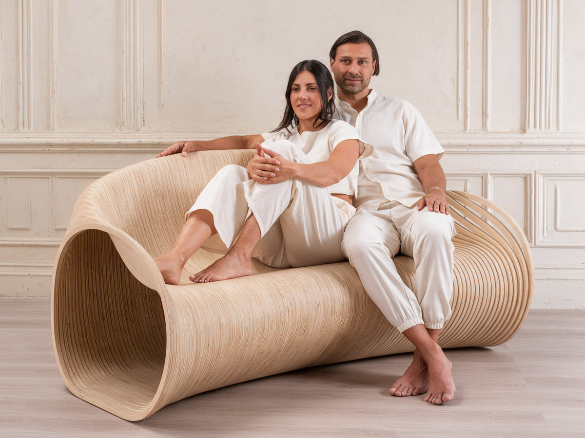 Soave love seat