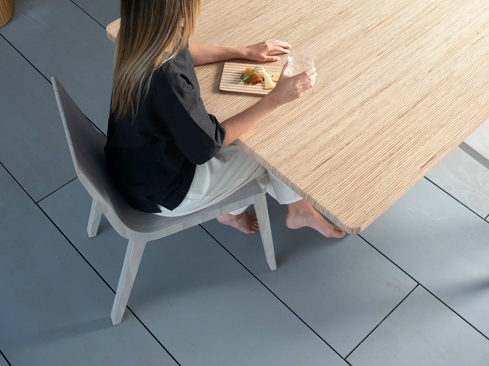 Y dining chair