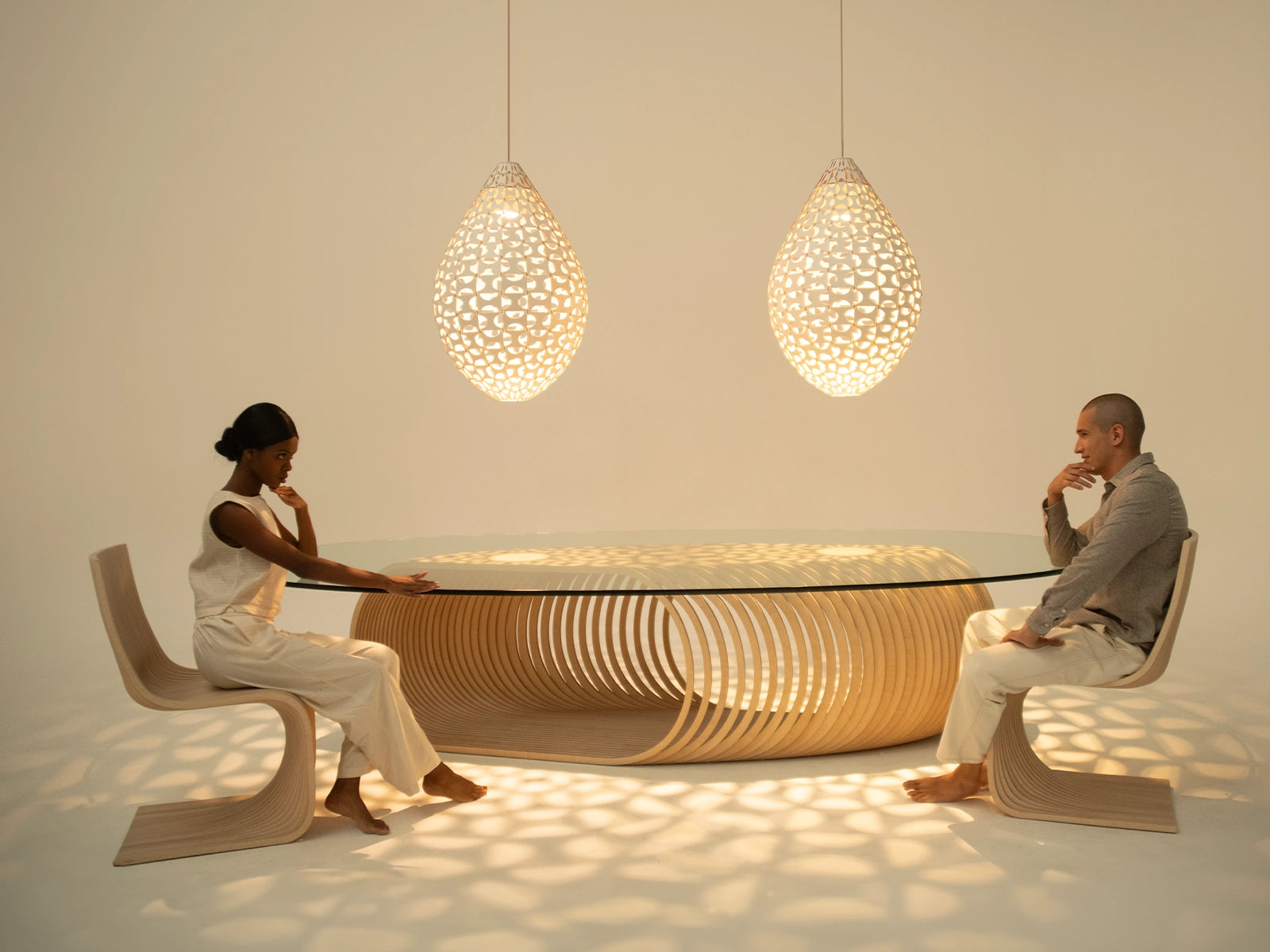 Mola dining table large