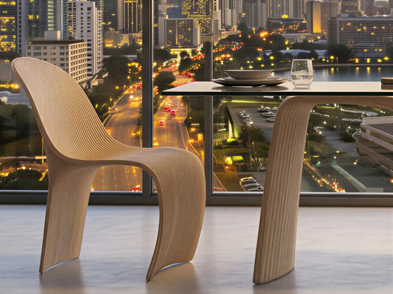 Corozo dining table small