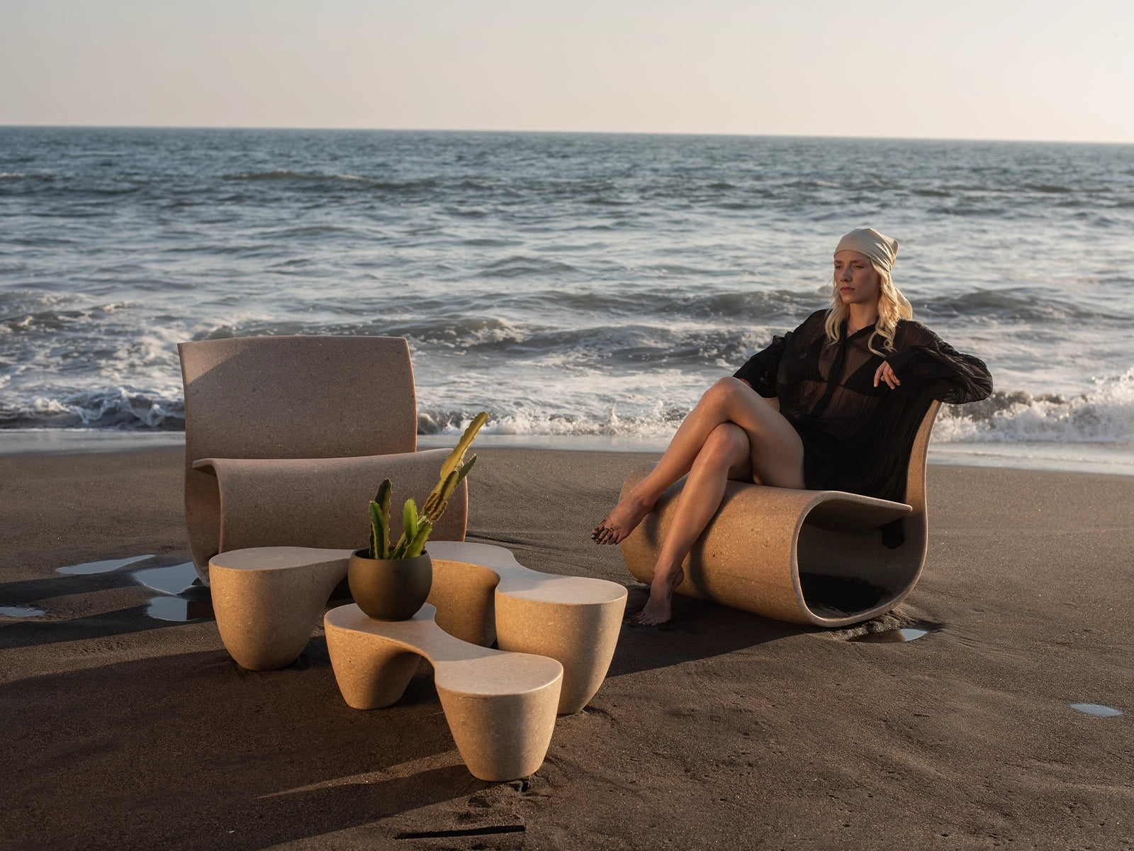 Lena coffee table outdoors
