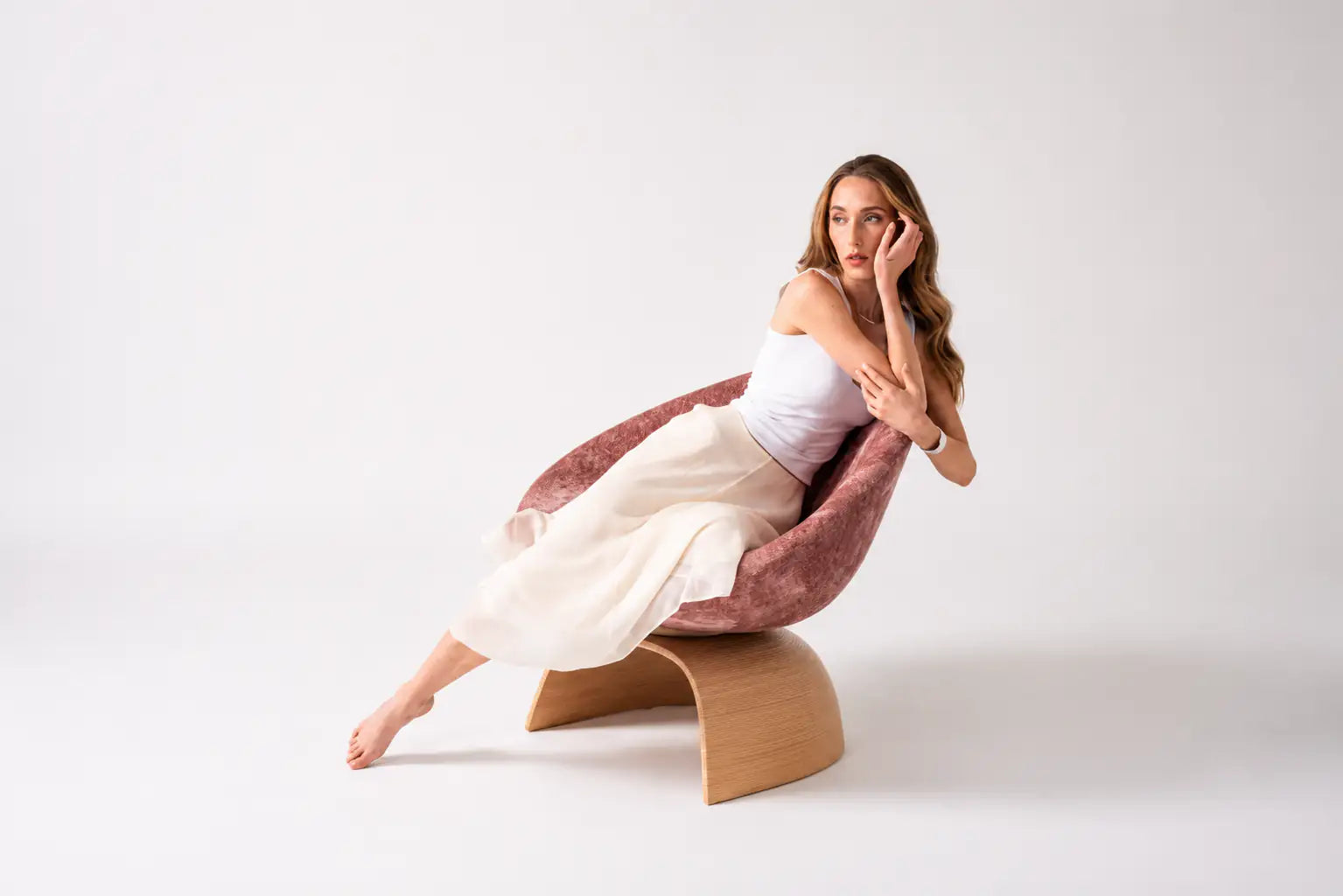 Ovo rest chair